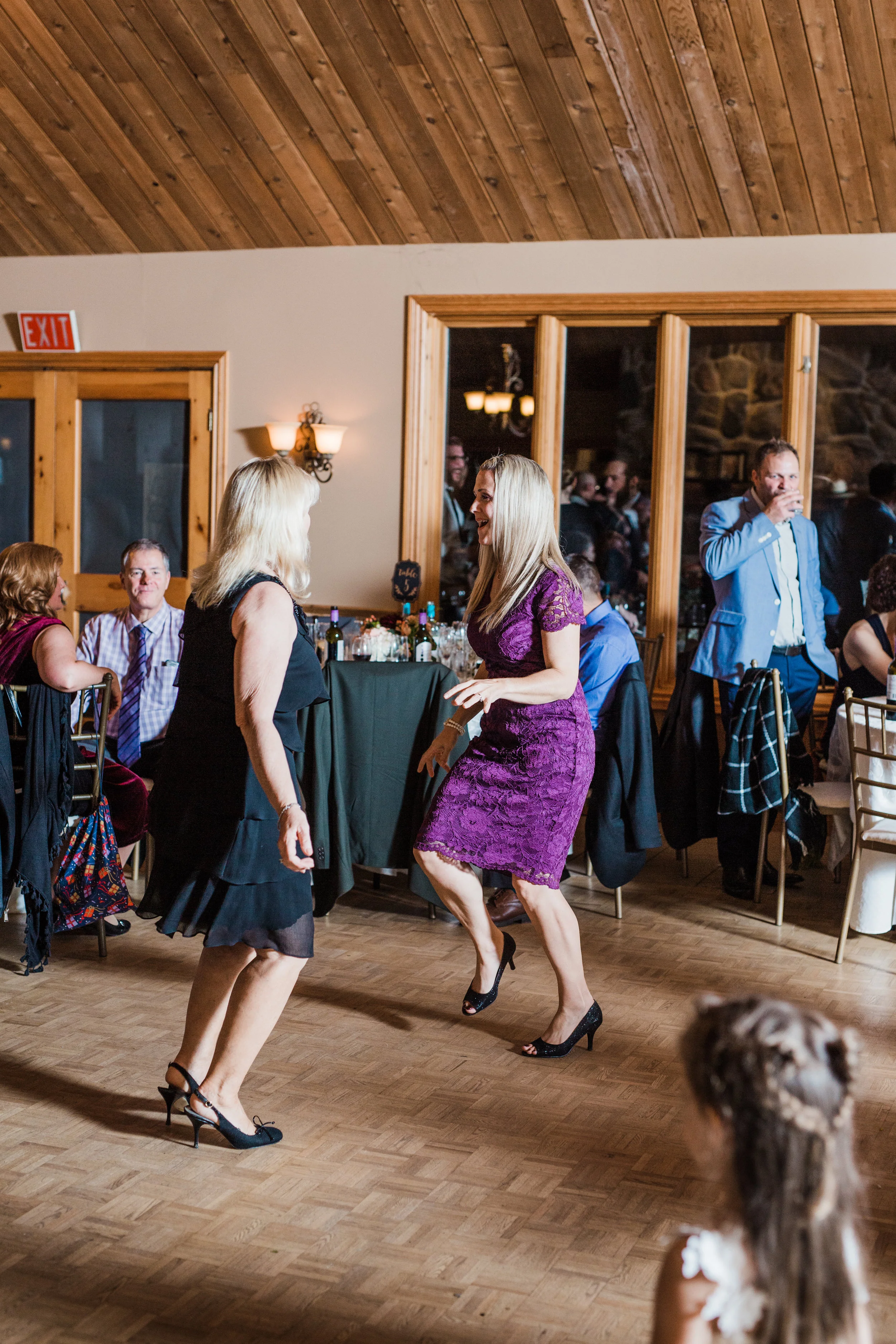 Amir-Golbazi-Danielle-Giroux-Photography_Toronto-Wedding_Cedarwood_Rachel-Paul_814.jpg