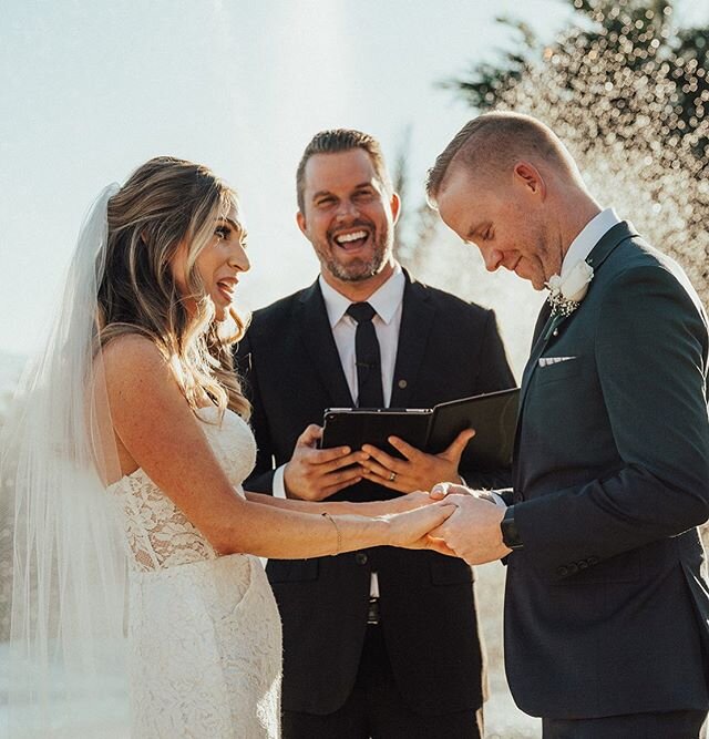 A wedding ceremony should be full of love, laughter, and beautiful moments! 💒💎💍
#wedding #weddingphotography #ocwedding #ocweddings #weddingdress #weddingrings #weddingday #orangecounty #weddingbells #orangecountyweddings #orangecountywedding