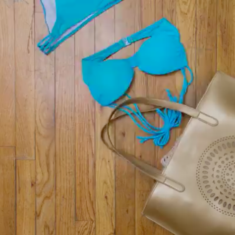Heading to the beach? LYCRA® XTRA LIFE™ has you and your swimsuit covered. Our innovative fiber technology offers protection from sun exposure, sunscreen application, and damage from chlorinated water. #LYCRAMovesYou #beach #bag 