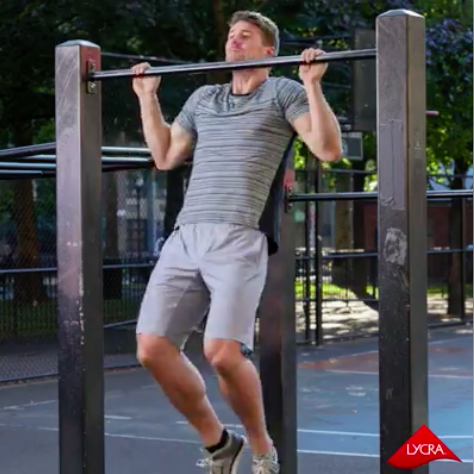 Pull your way up to a better fit! Activewear powered by LYCRA® fiber gives you the freedom to move, stretch, and recover during your workout sessions. #LYCRAMovesYou #PullUps #motivation #WorkOut #unstoppable #acti