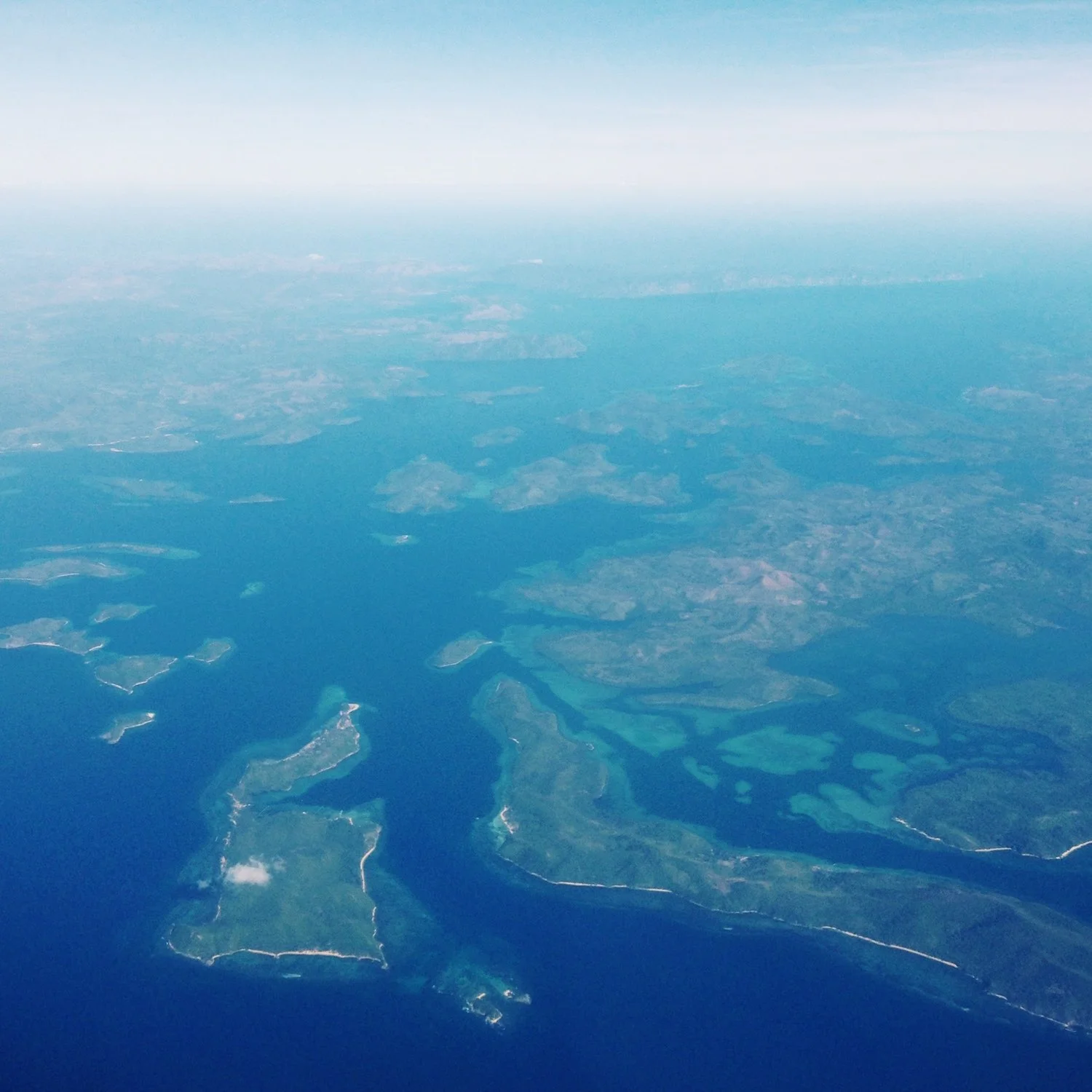  7000 Islands. 102 million People   Discover &amp; Serve  
