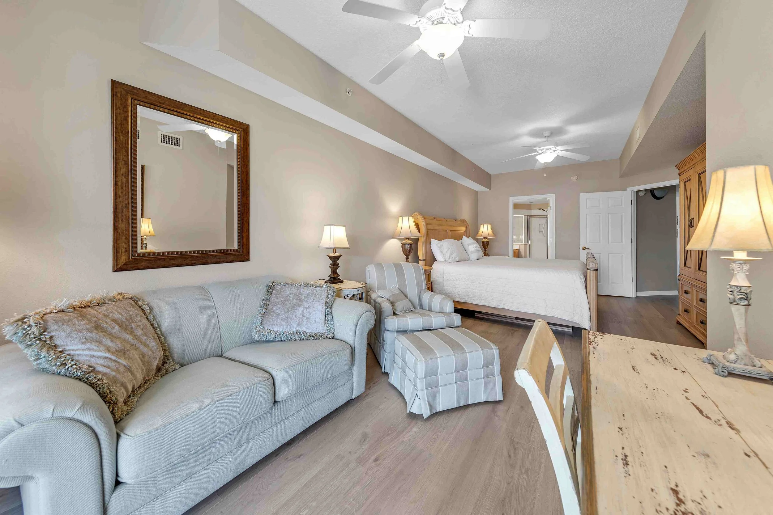 SITTING AREA IN PRIMARY BEDROOM