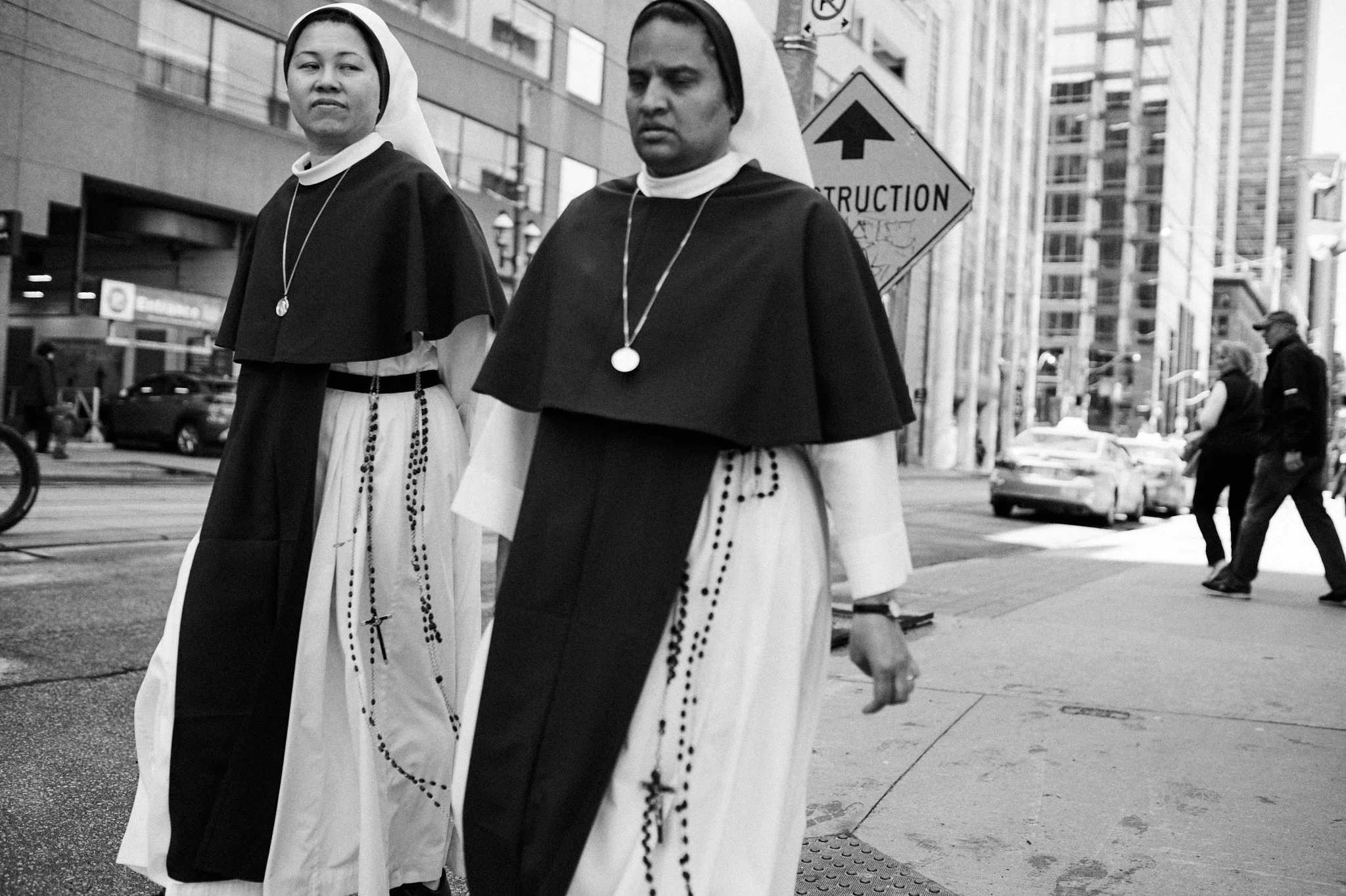 toronto_april_street_12.jpg