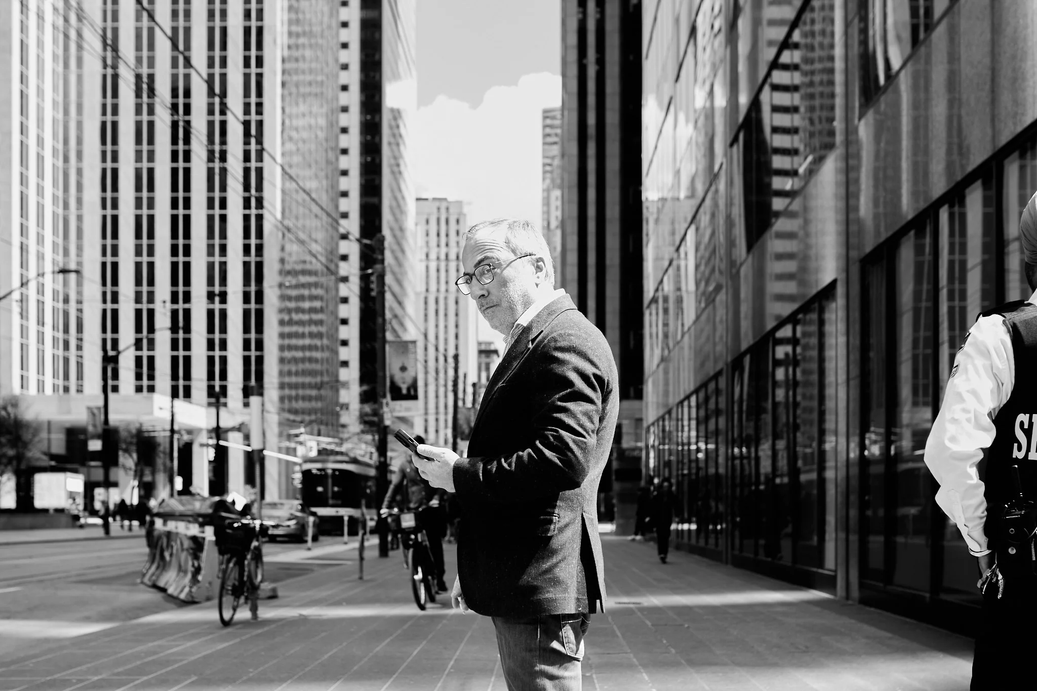 toronto_april_street_59.jpg