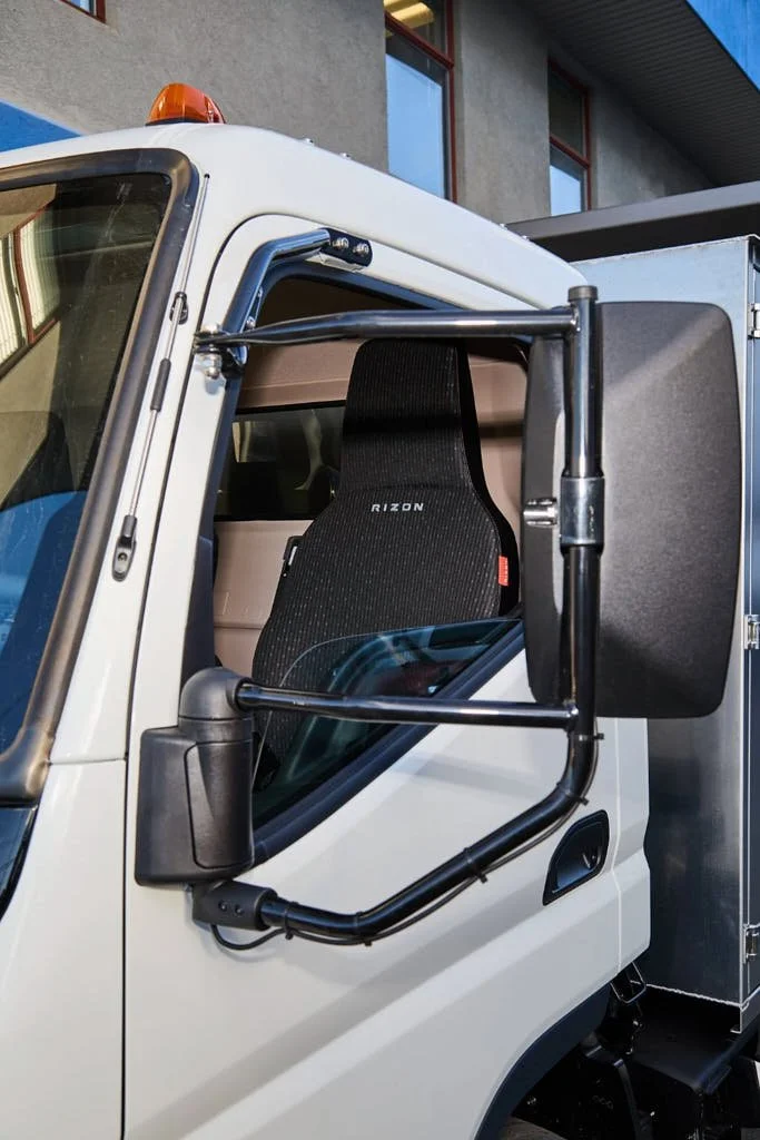 Rizon Truck Interior Details