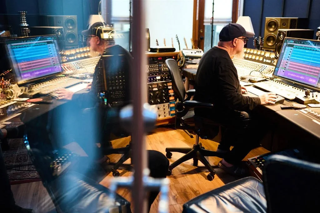 portrait of gggarth richardson the farm studios.jpg