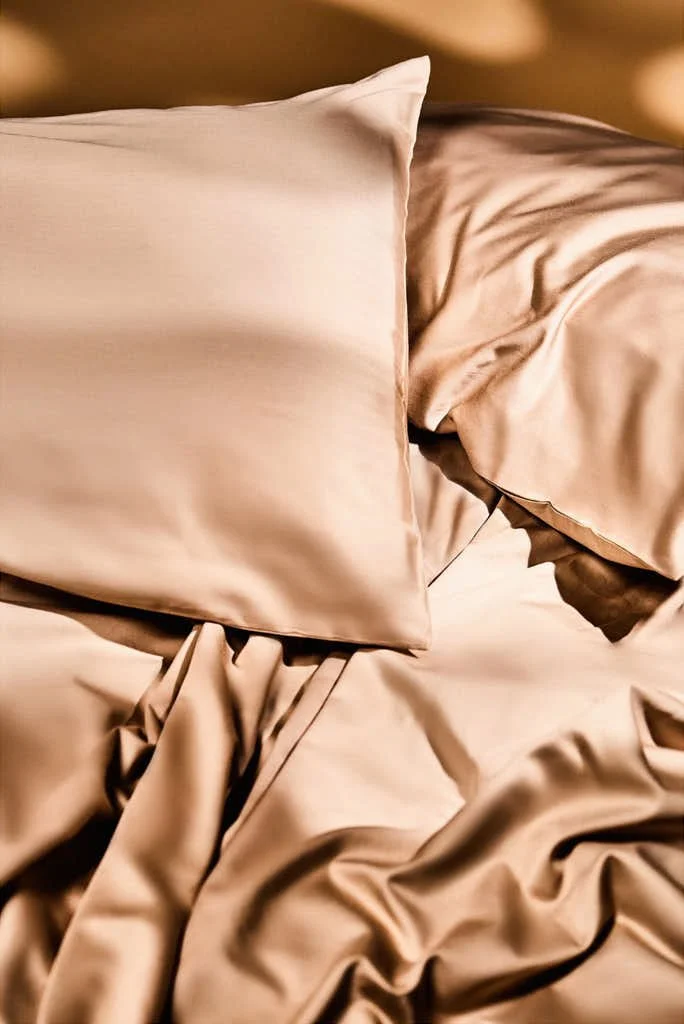 bedsheets photography in victoria bc.jpg