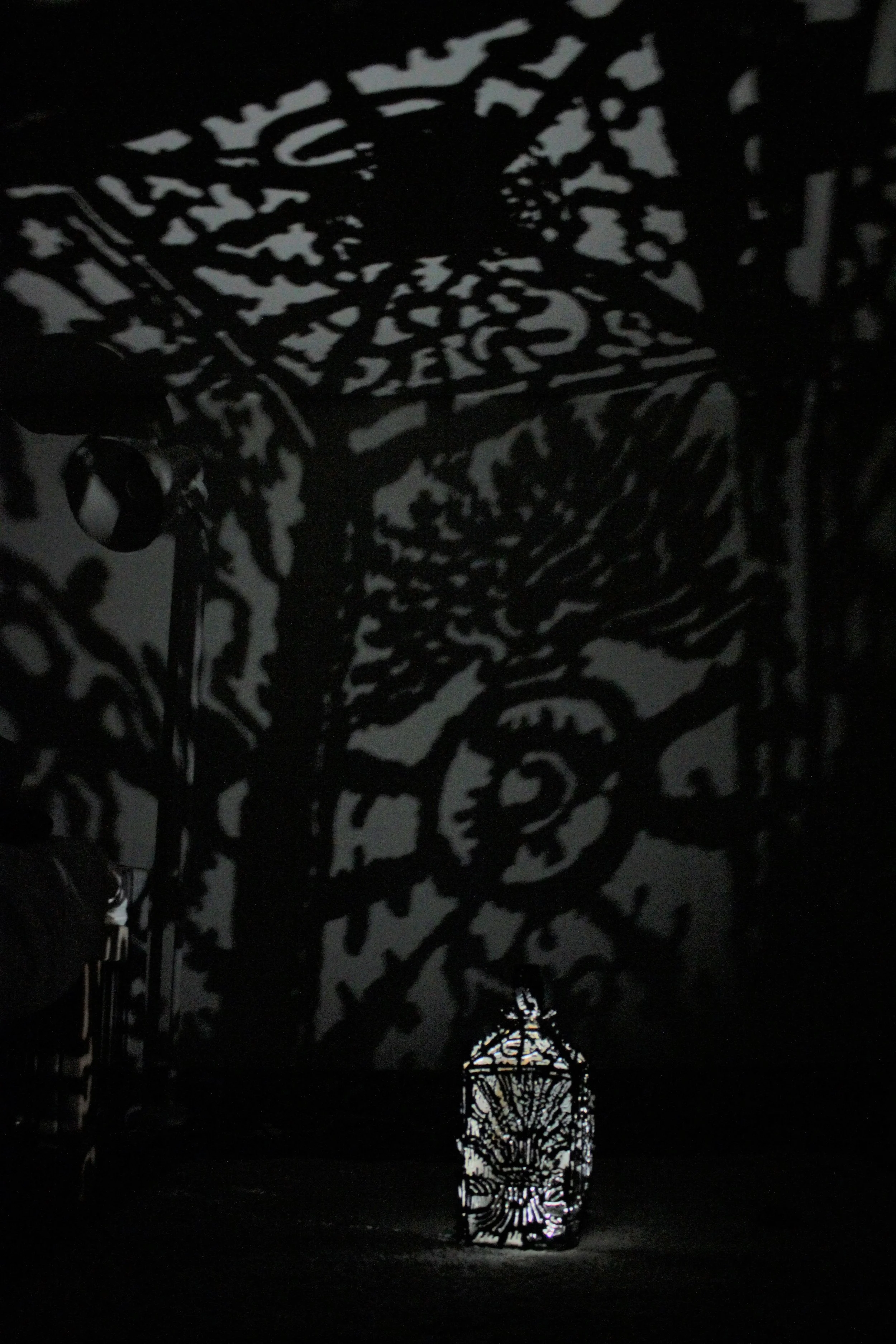 Workers Lamp Magic Lantern Steel LED light Sculpture History Plasma