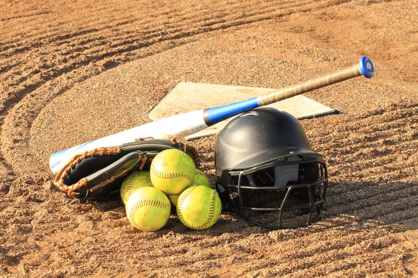 balls-baseball-bat-baseball-glove-257970 compressed.jpg