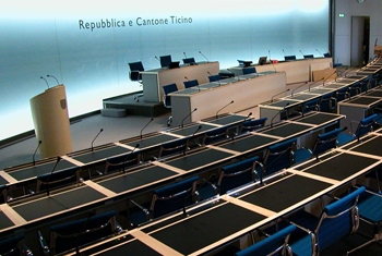 Salviamo il lavoro: ecco chi vota contro