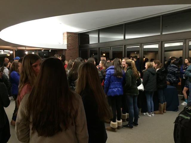 The crowd waiting to see Idle Threat