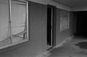 4950 South State, #1208, Robert Taylor Homes, June 6, 2001 - A resident on this floor told us that the unit had been vacant and unsecured for about two months.