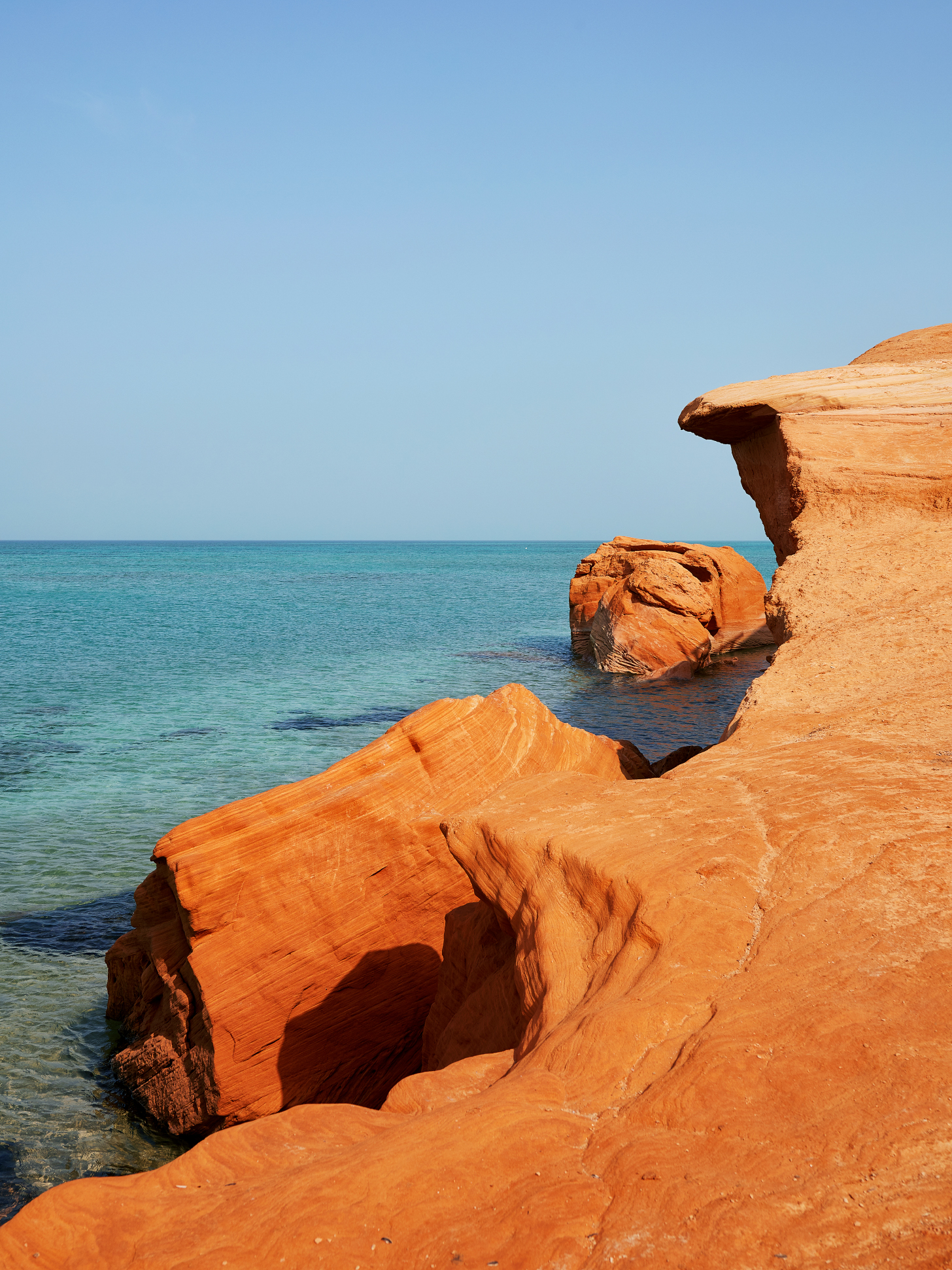 SHUWEIHAT ISLAND