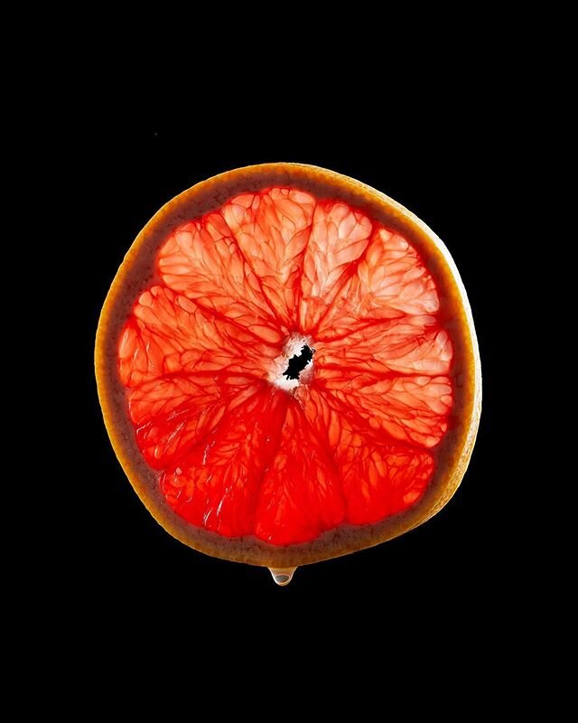 AMARE: Morning Rituals
.
Despite your complications and bitter-sweet personality, you&rsquo;re my morning favorite, even if it&rsquo;s just a&nbsp;drop.
.
#love #poetry #food #foodporn #foodphotography #grapefruit #morning