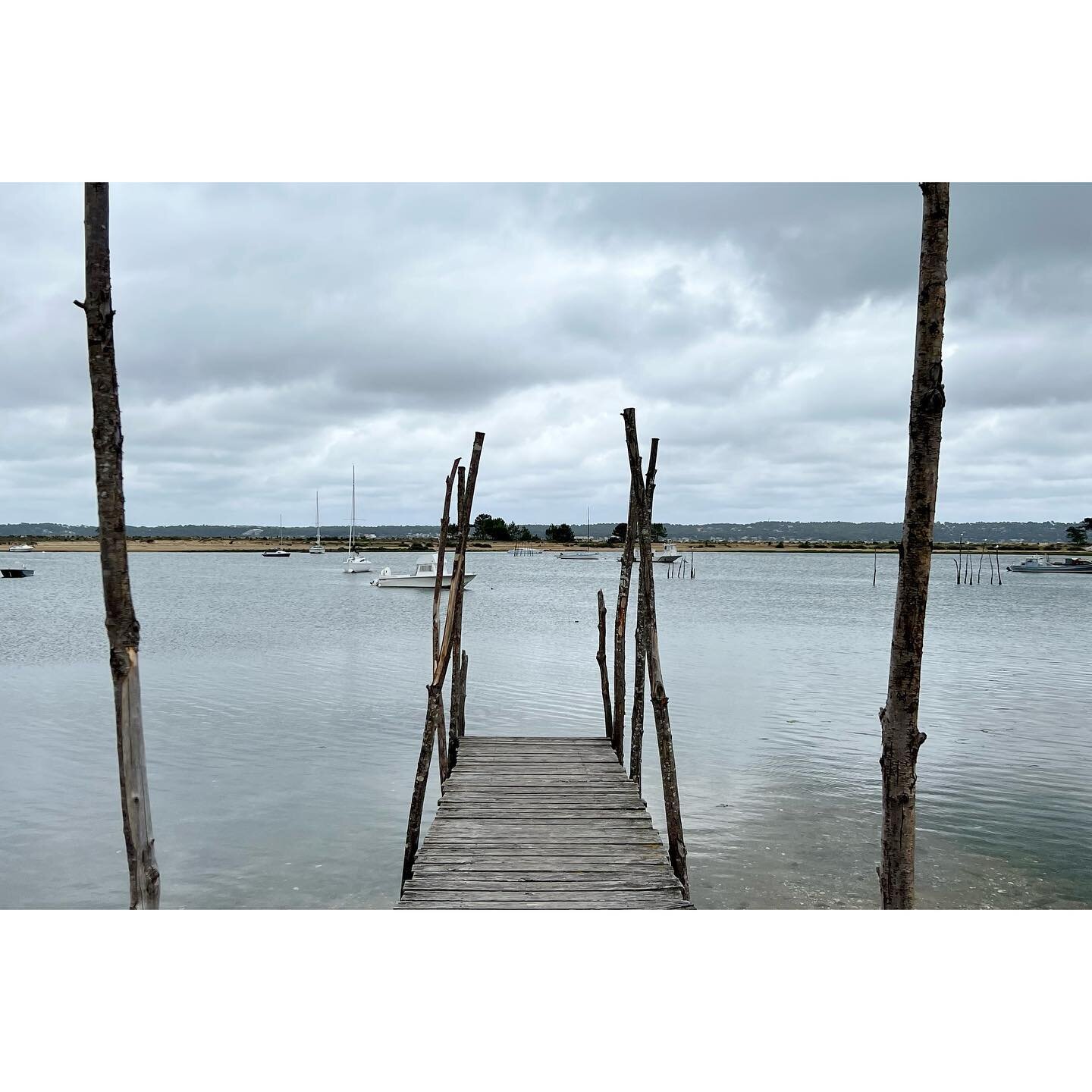 The blues of Arcachon, a town in southwest of France known for its oysters 🦪. I&rsquo;m not the biggest fan of oysters, but I have to admit, the oysters I tried in Arcachon were some of the best I&rsquo;ve ever tried! Swipe right for a look. :)