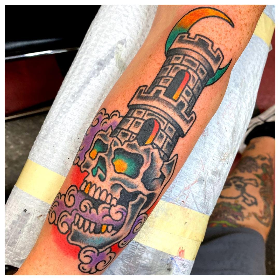 Tattoo uploaded by Joe  Robot tattoo via IG  jonnyheartbreaker  RobotTattoos Robot Robots  Tattoodo