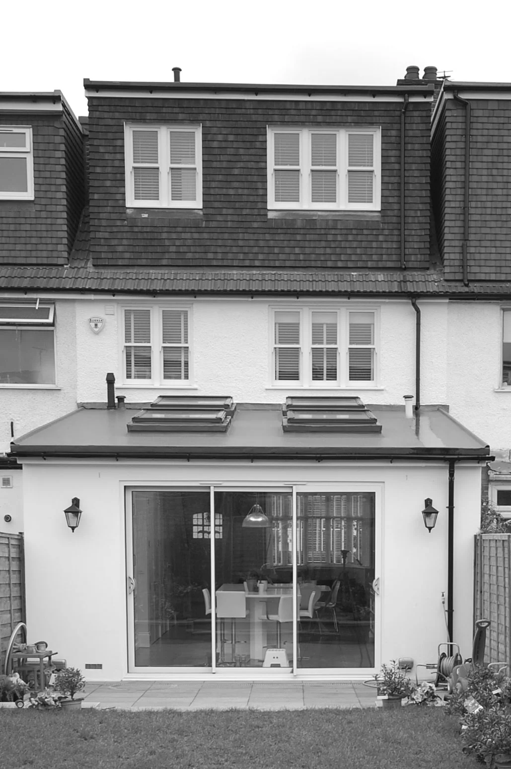 DSC_0084-crop-bw.jpg