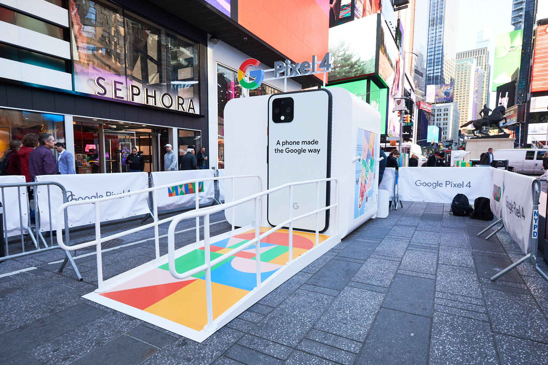 MAS_Pixel 4 Launch_Times Square_017.jpg