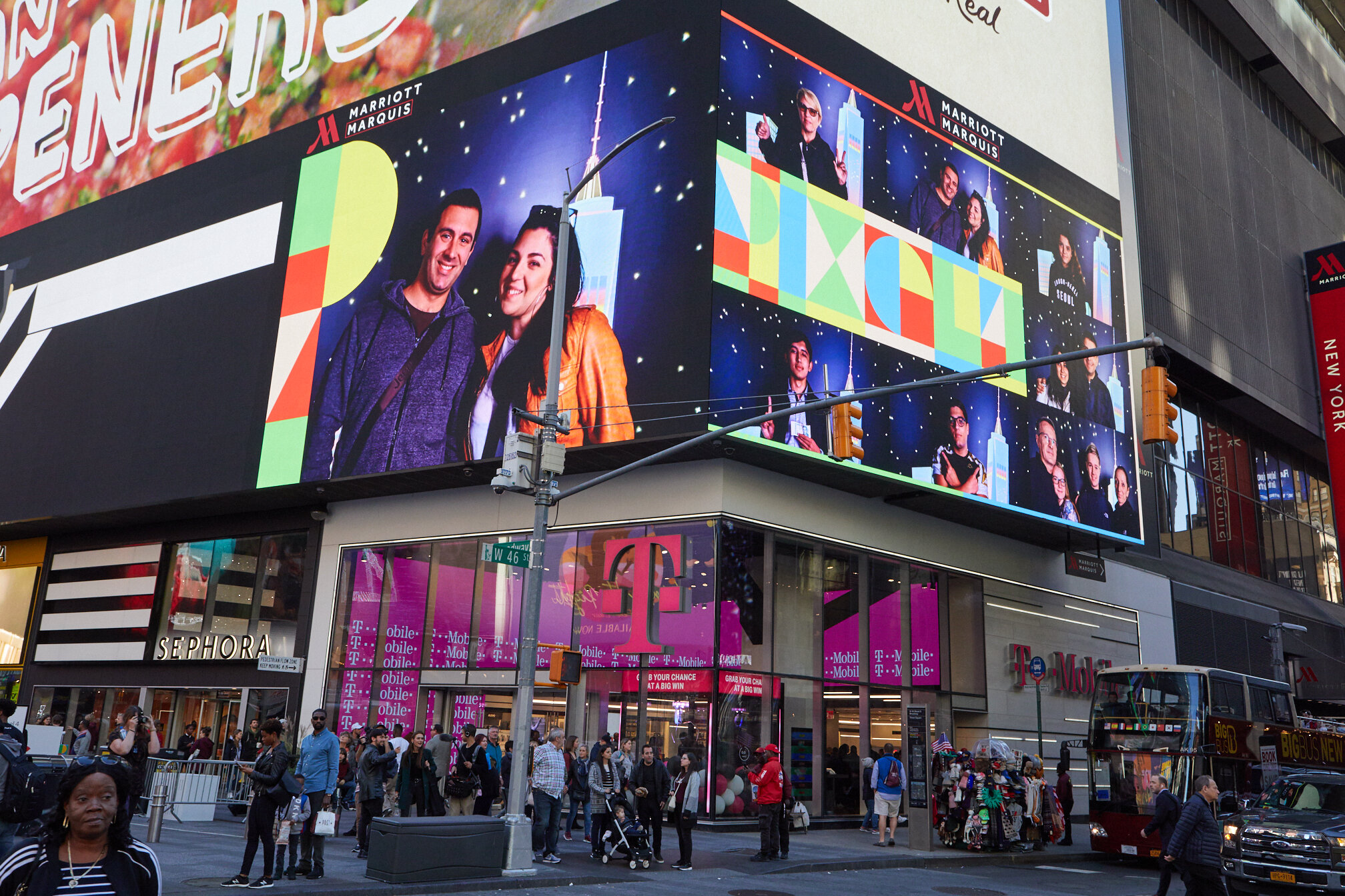 MAS_Pixel 4 Launch_Times Square_1011.jpg