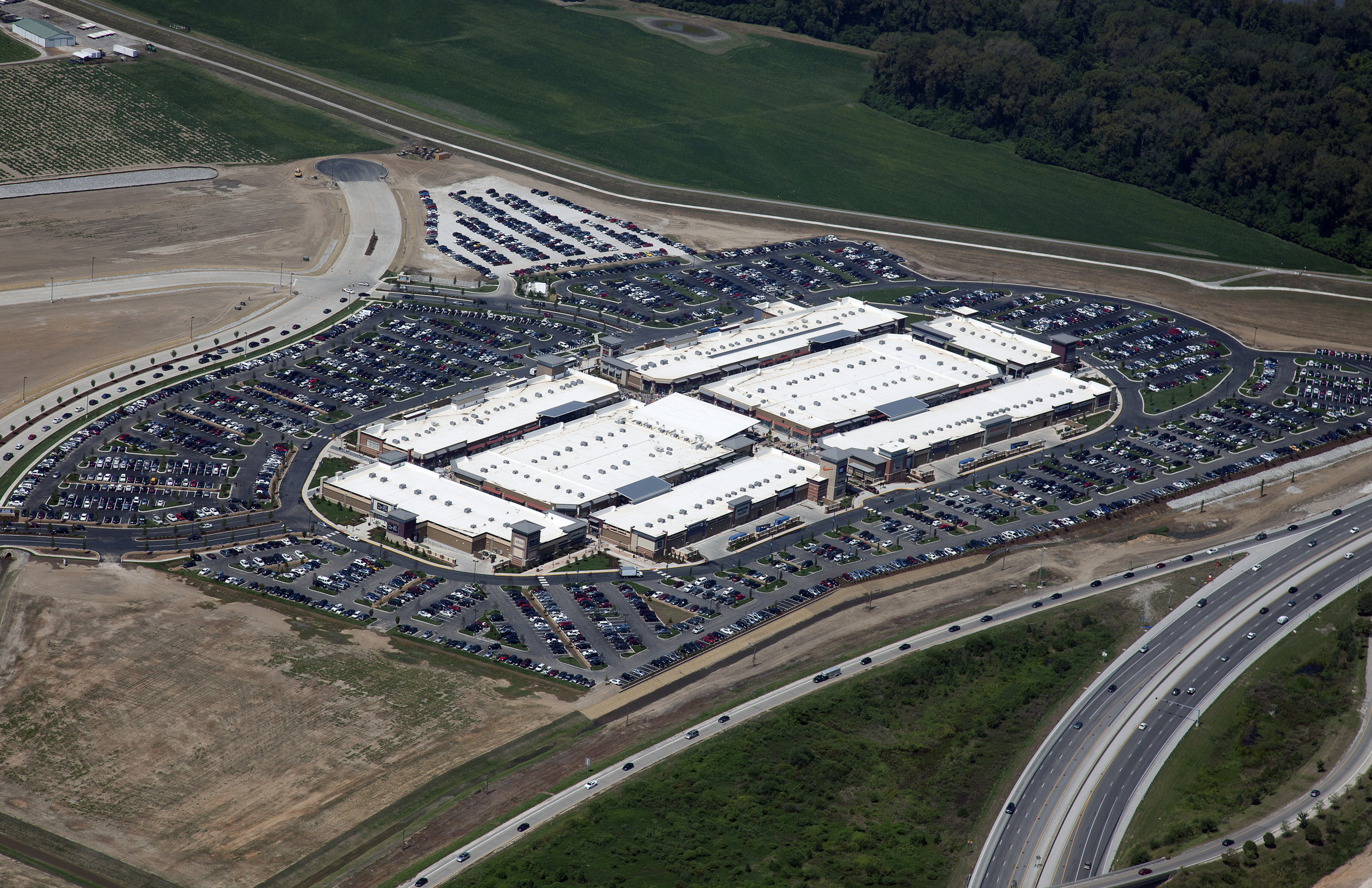 St. Louis Premium Outlets - Grand Opening Weekend - August 24, 2013