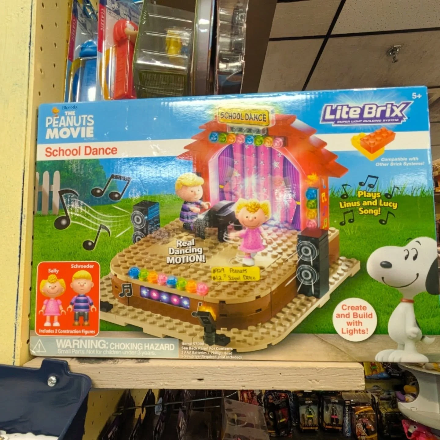 June 2024
Went to #thepeddlersmall in Lexington and found some fun music inspired options. I should've bought that Linus stage!
#musicintoys
#youwillsingonesong