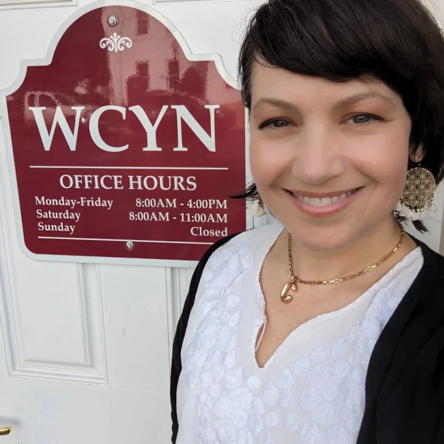 May 2024
I found out that the lil town of Cynthiana has its own #radiostation  called  #wcyn and I was asked to give an interview. It was so much fun. I felt a bit like a fish out of water with the listening audience call-in questions...not as much S