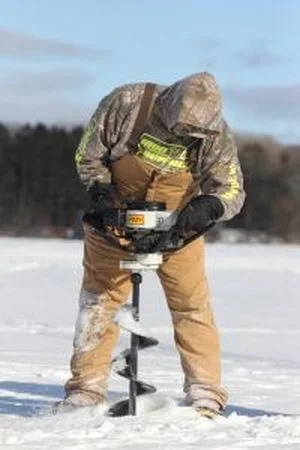 ice fishing web.jpg