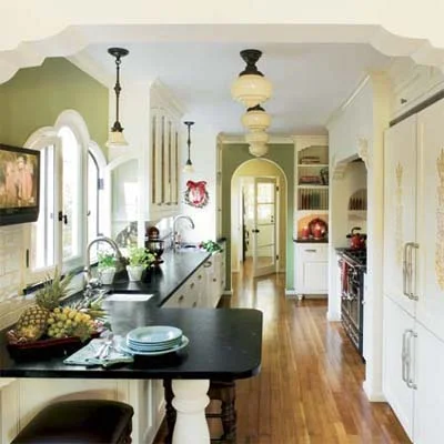 Collins Kitchen 1.jpg