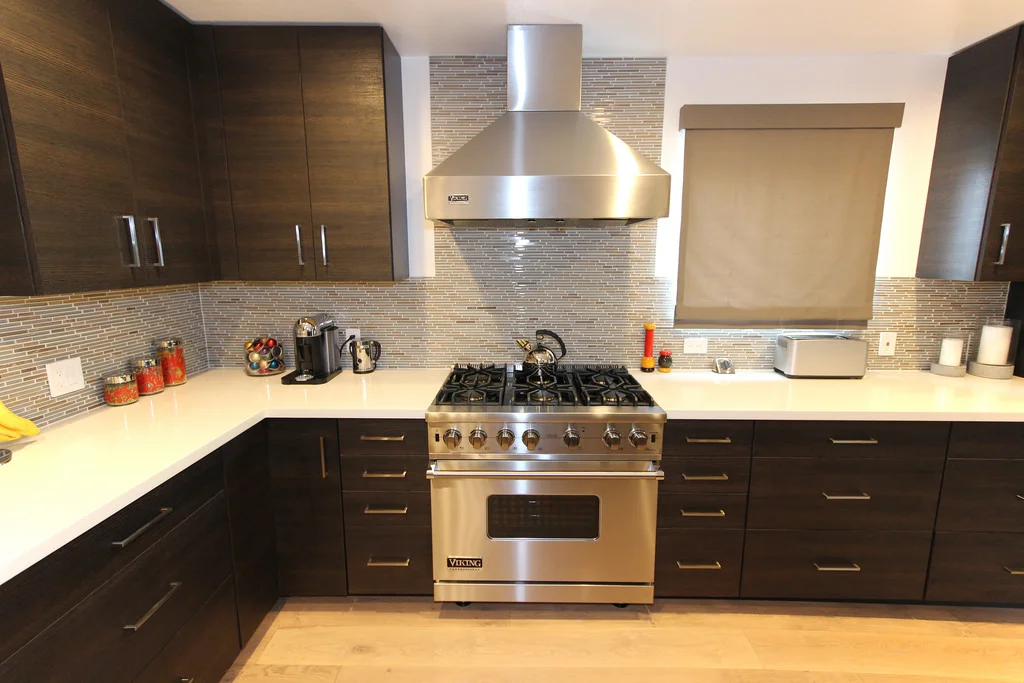 Photo Credit: Aplus Interior Design & Remodeling via Compfight Your range and hood remove grease, moisture, and smoke while cooking. Cleaning the range and hood filter and fan will provide better air ventilation and reduce the stress in your fan. NOTE: Remember to UNPLUG your range and hood before cleaning it!