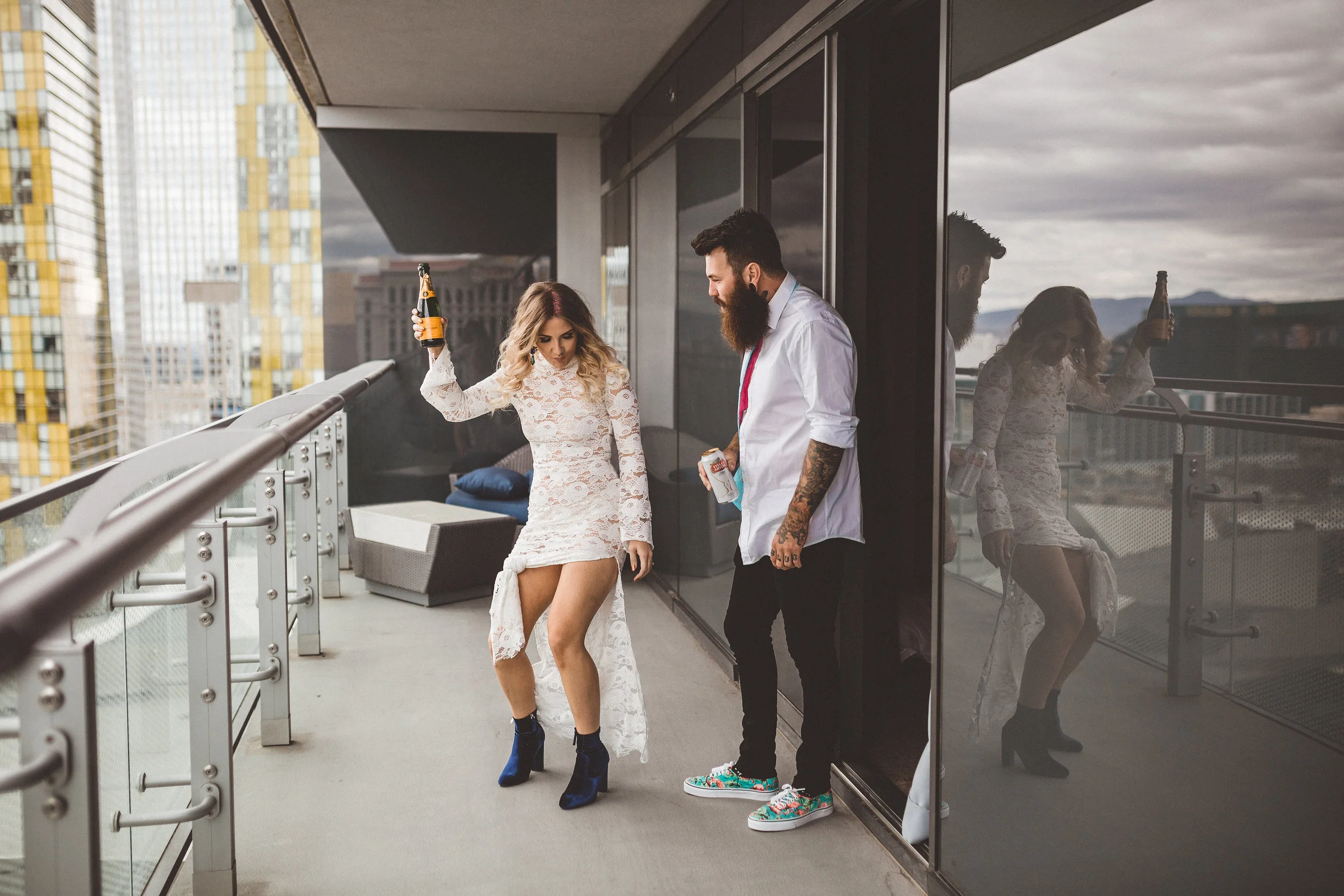 jamie-and-daniels-very-vegas-elopement2.jpg