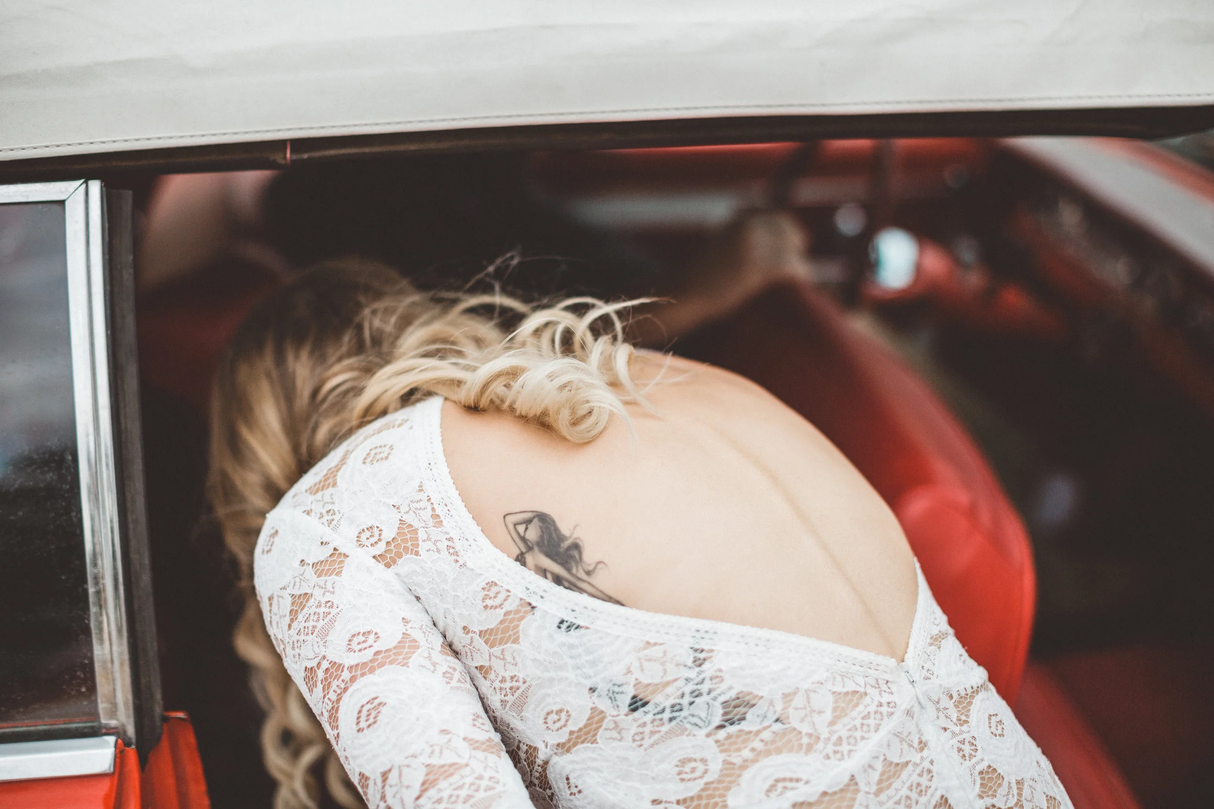 jamie-and-daniels-very-vegas-elopement43.jpg
