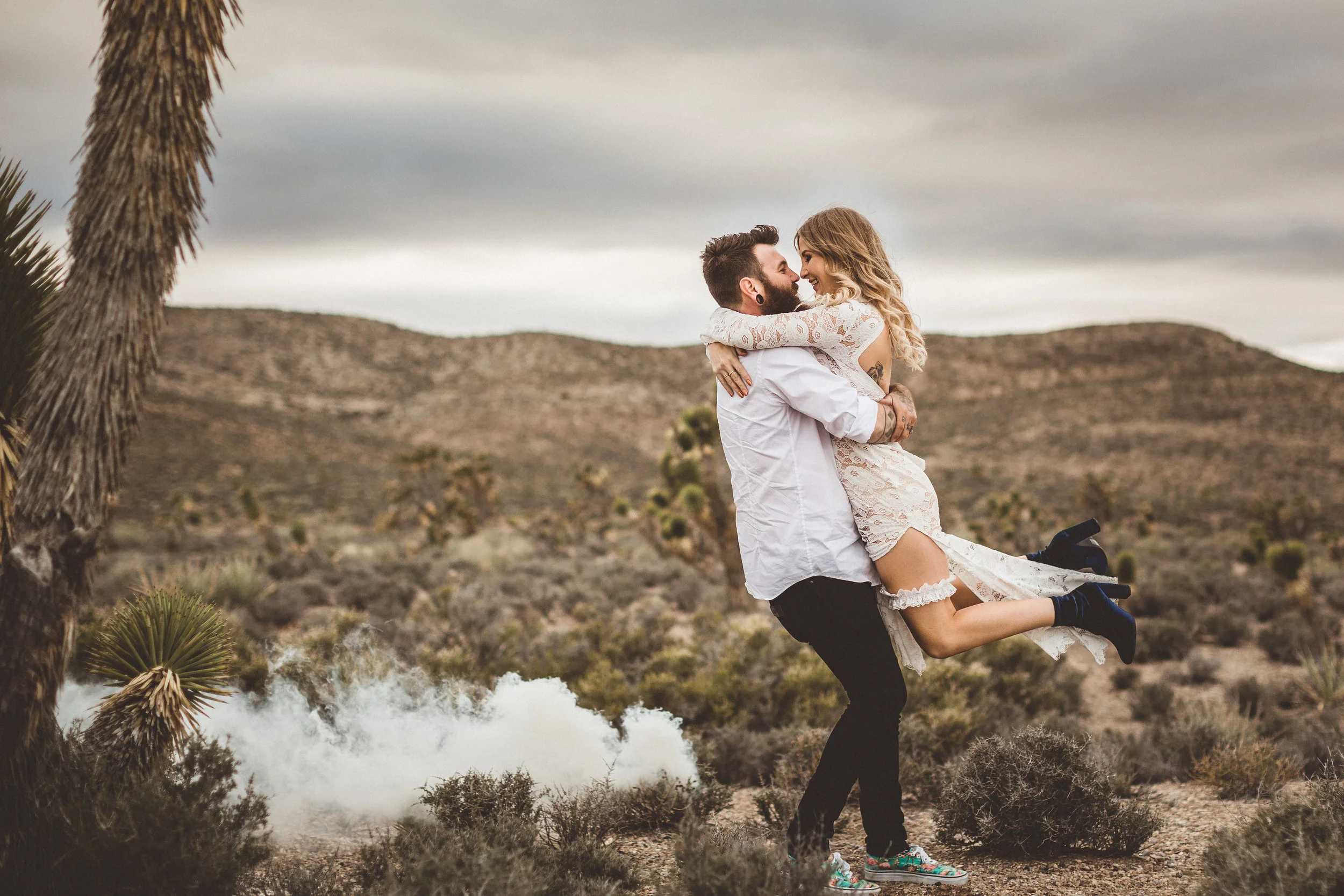jamie-and-daniels-very-vegas-elopement54.jpg