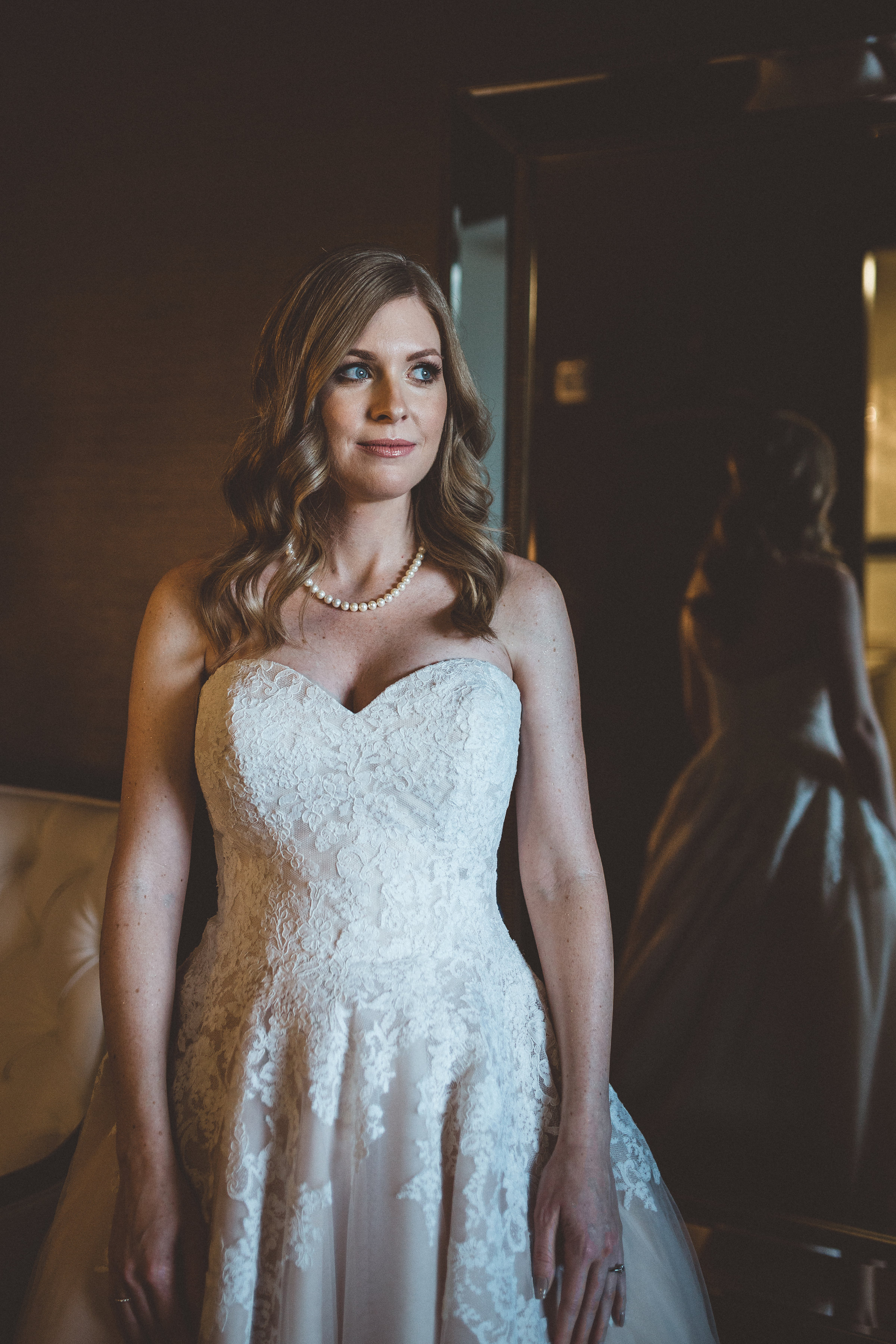 lindsey-and-ryan-intimate-winter-wedding8.jpg