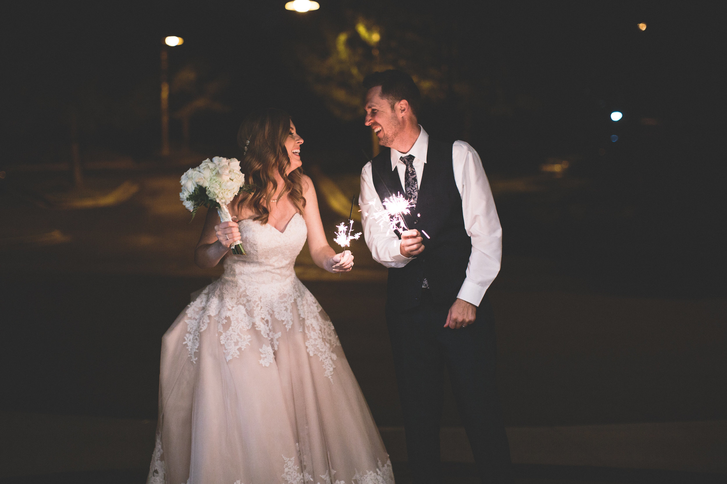 lindsey-and-ryan-intimate-winter-wedding47.jpg