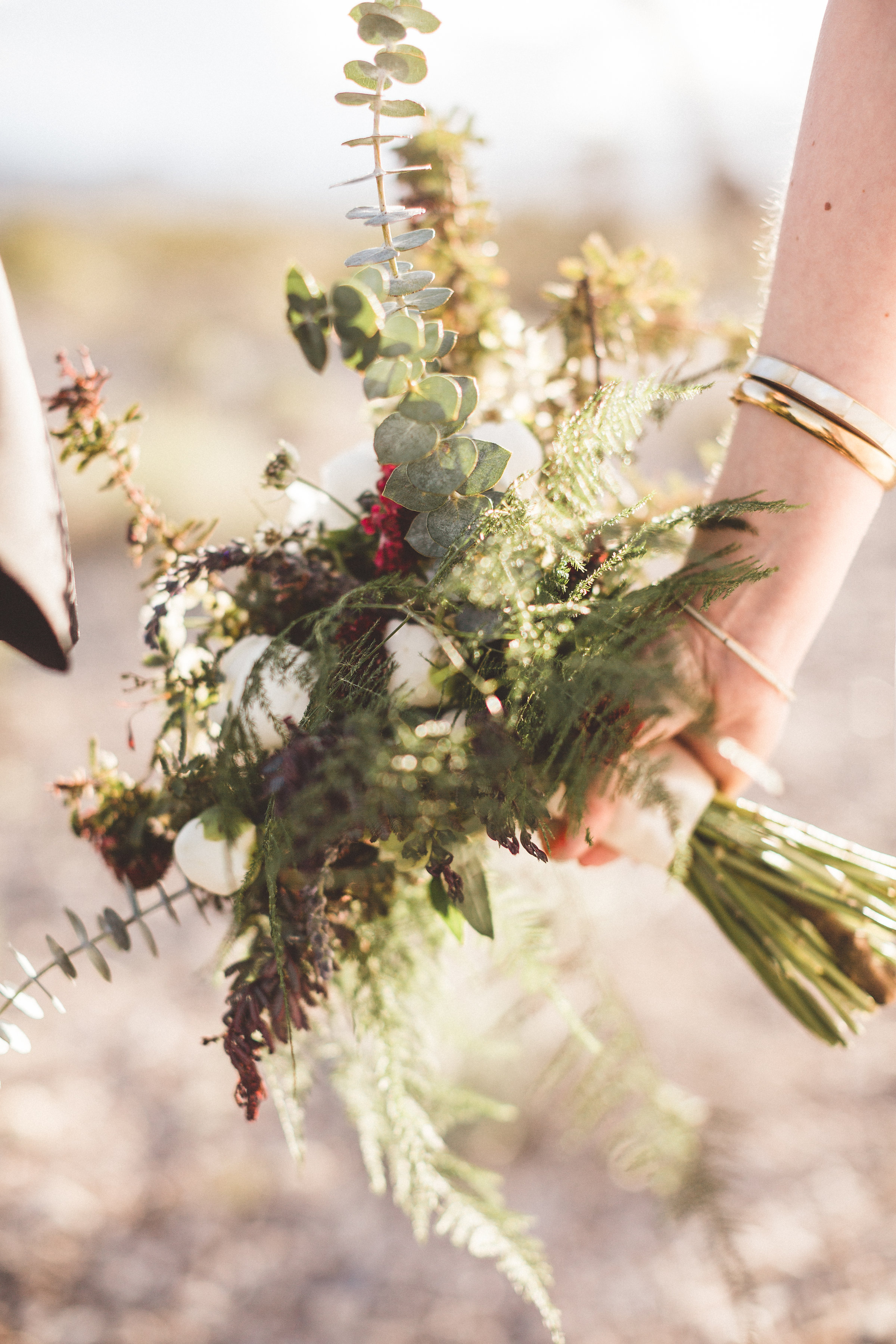 meike-and-rene-las-vegas-desert-elopement11.jpg