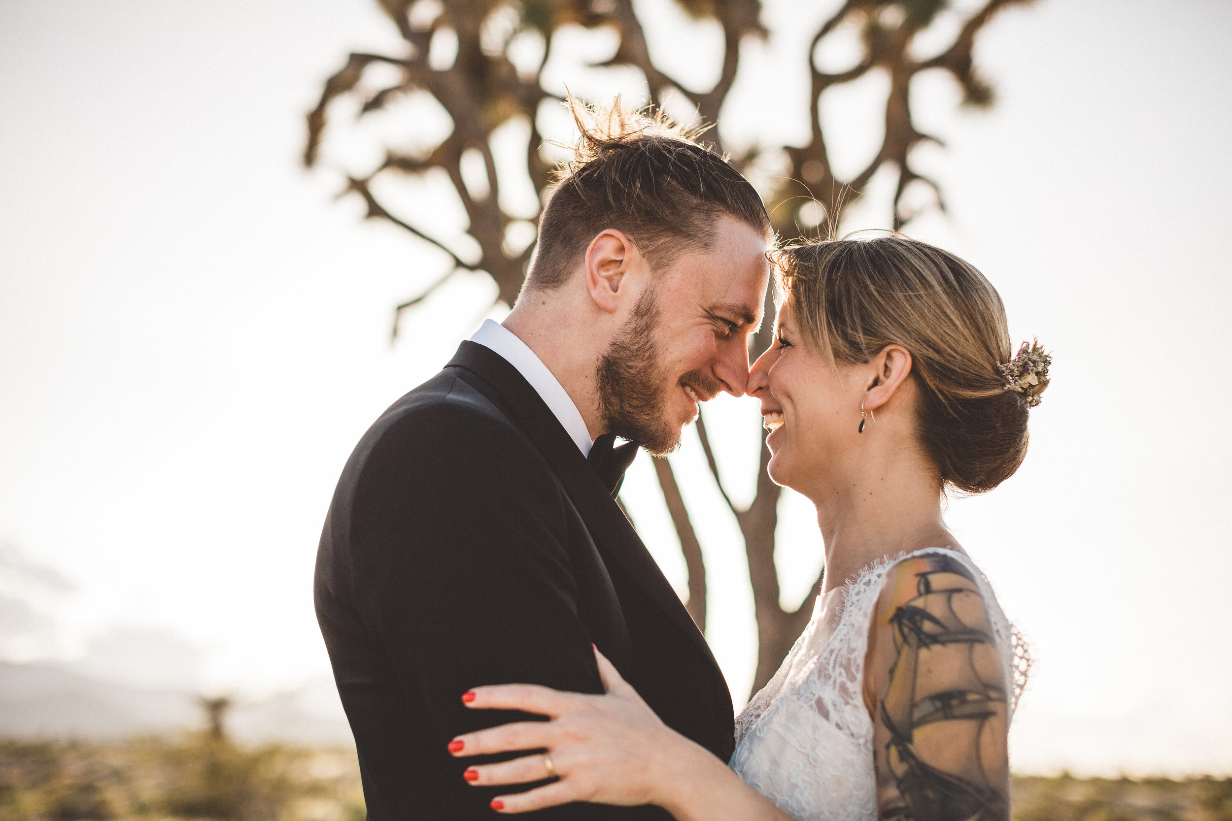 meike-and-rene-las-vegas-desert-elopement22.jpg