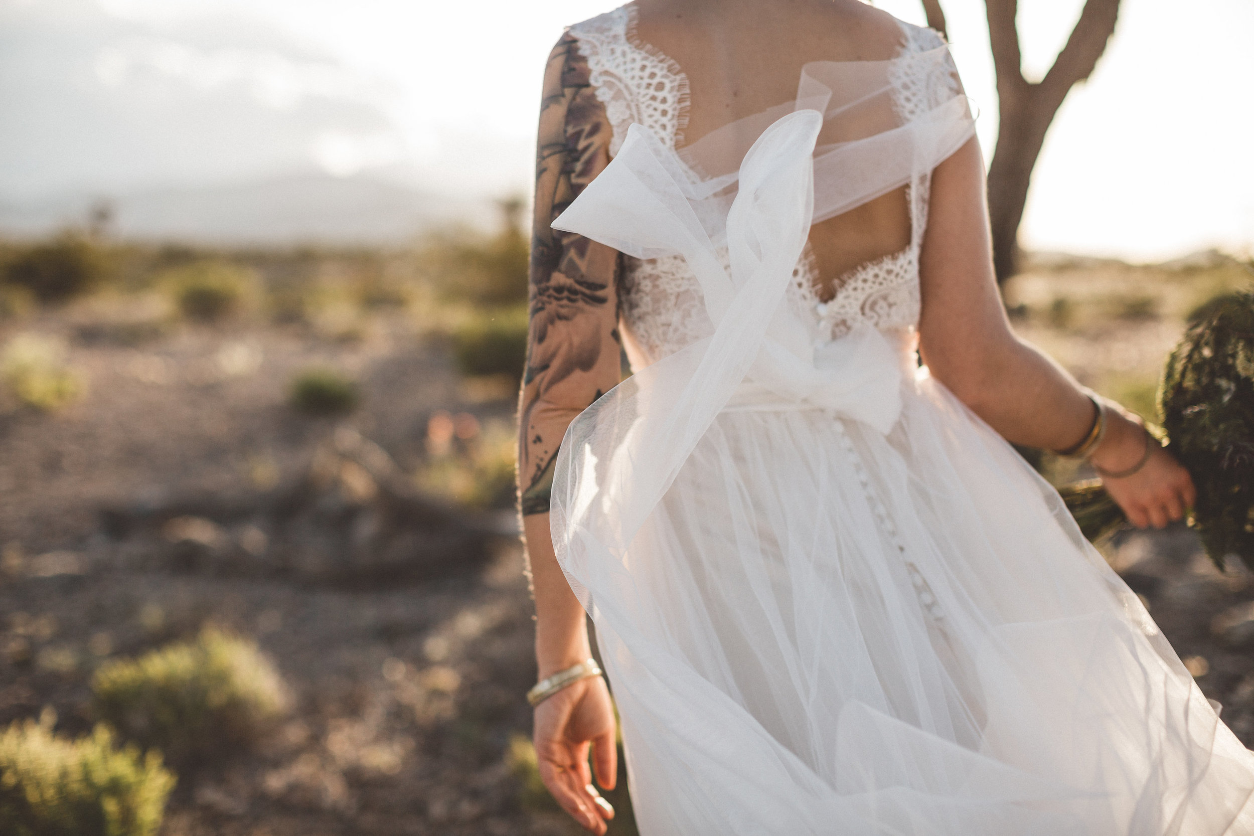 meike-and-rene-las-vegas-desert-elopement25.jpg