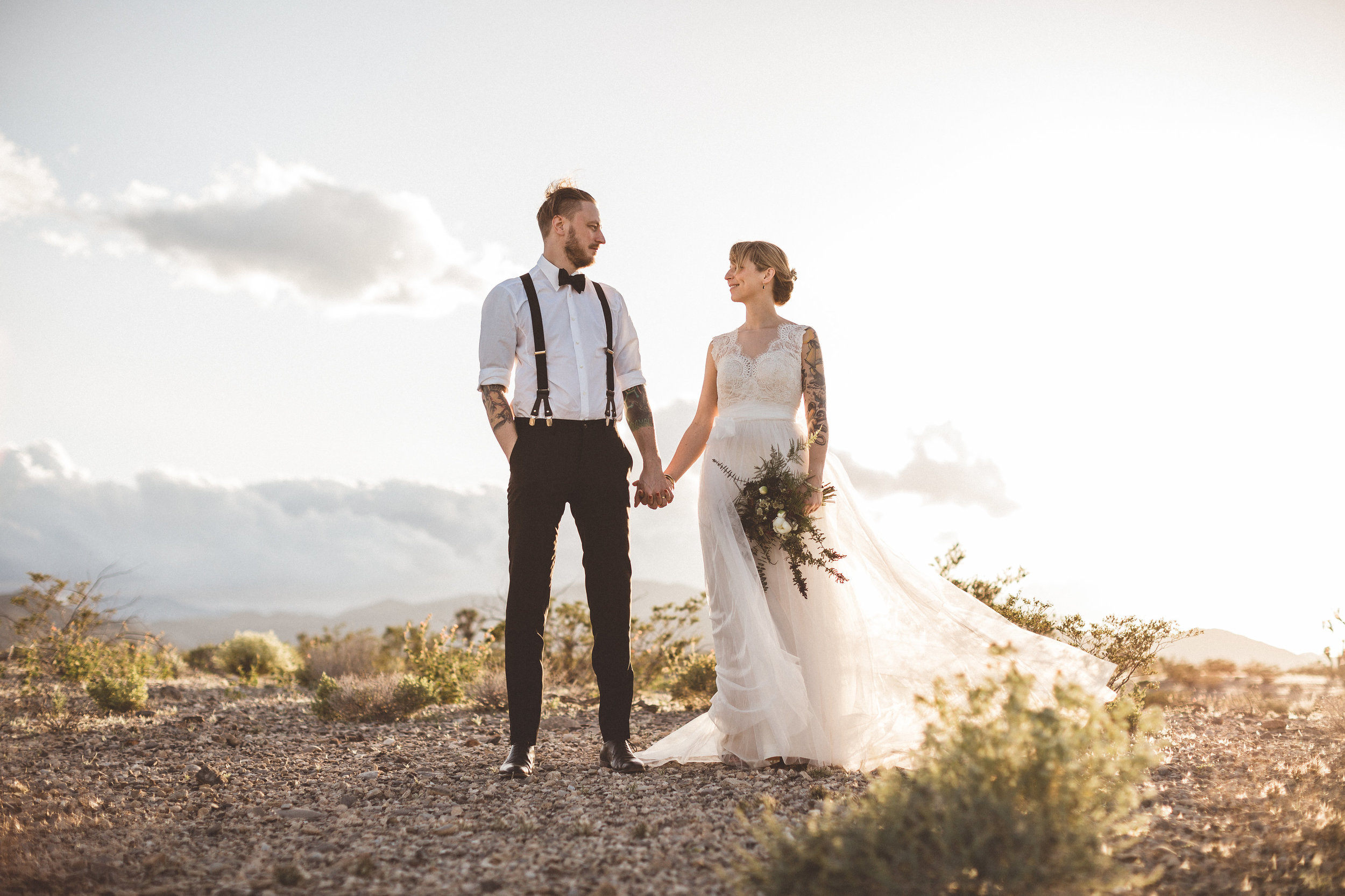 meike-and-rene-las-vegas-desert-elopement43.jpg