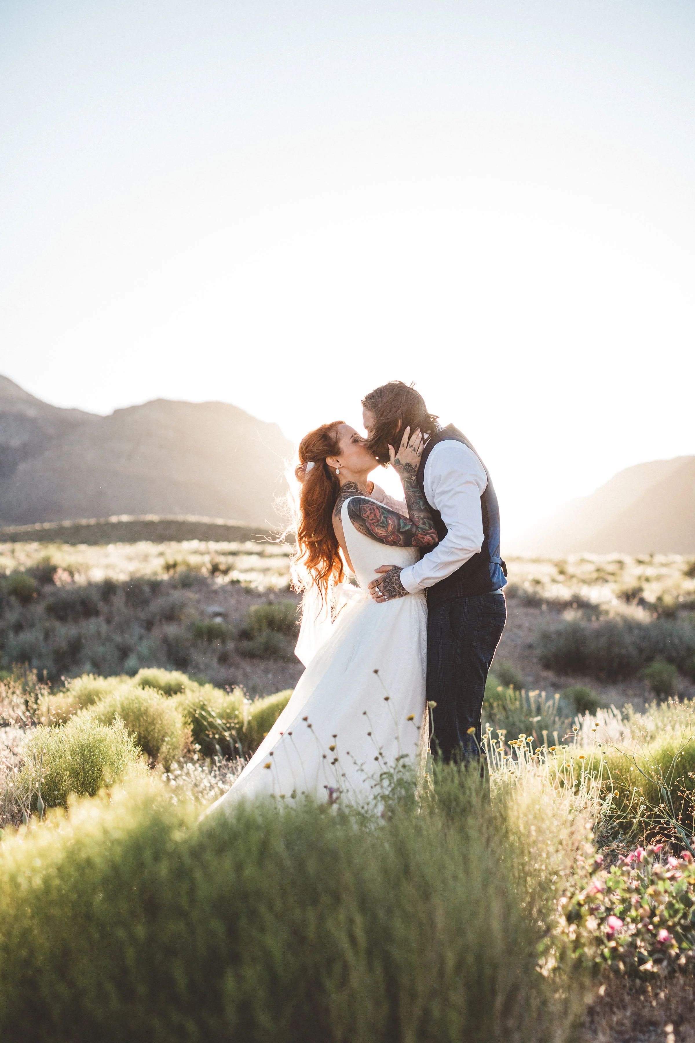 nicoletta-and-adams-rad-las-vegas-desert-elopement10.jpg
