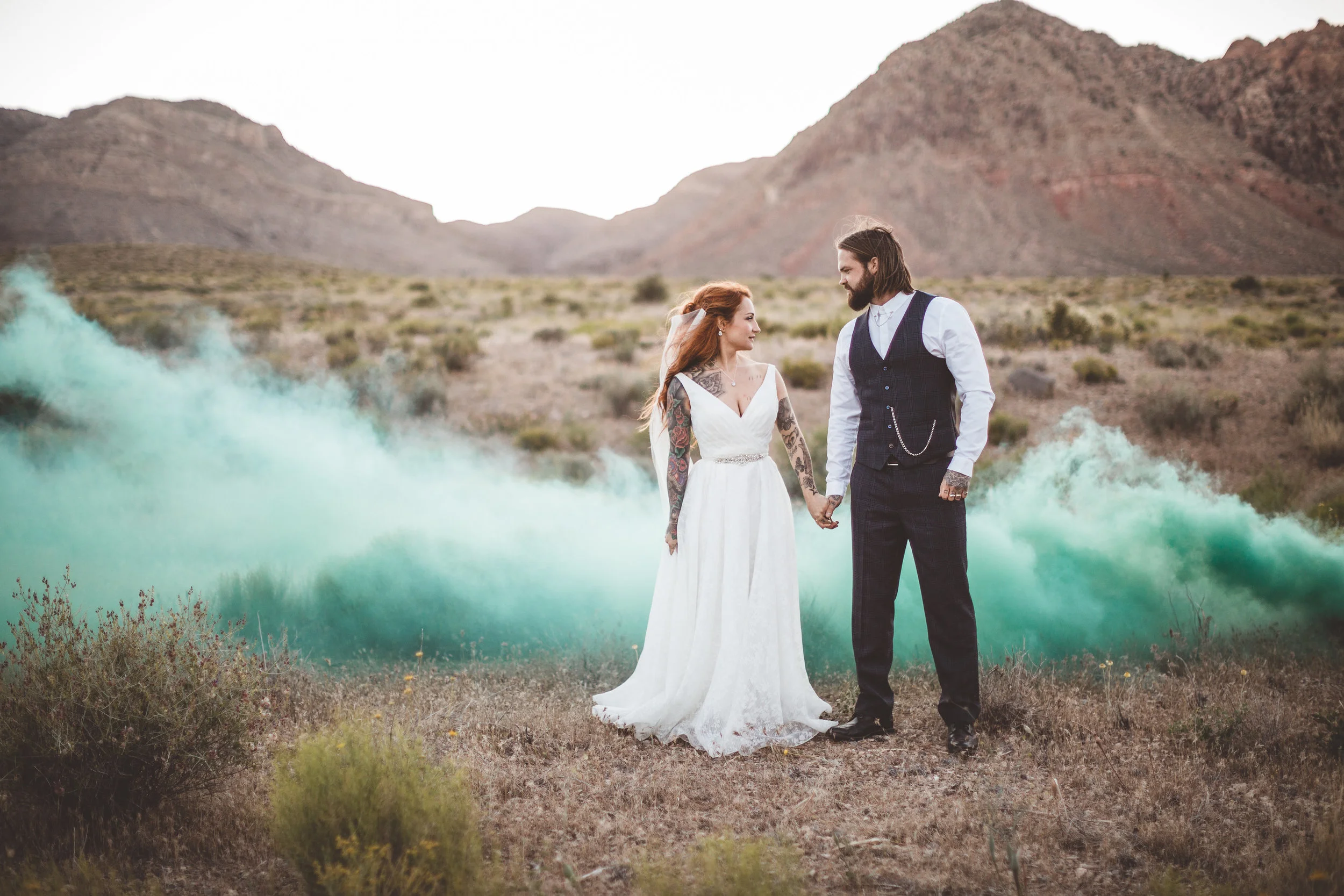 nicoletta-and-adams-rad-las-vegas-desert-elopement33.jpg
