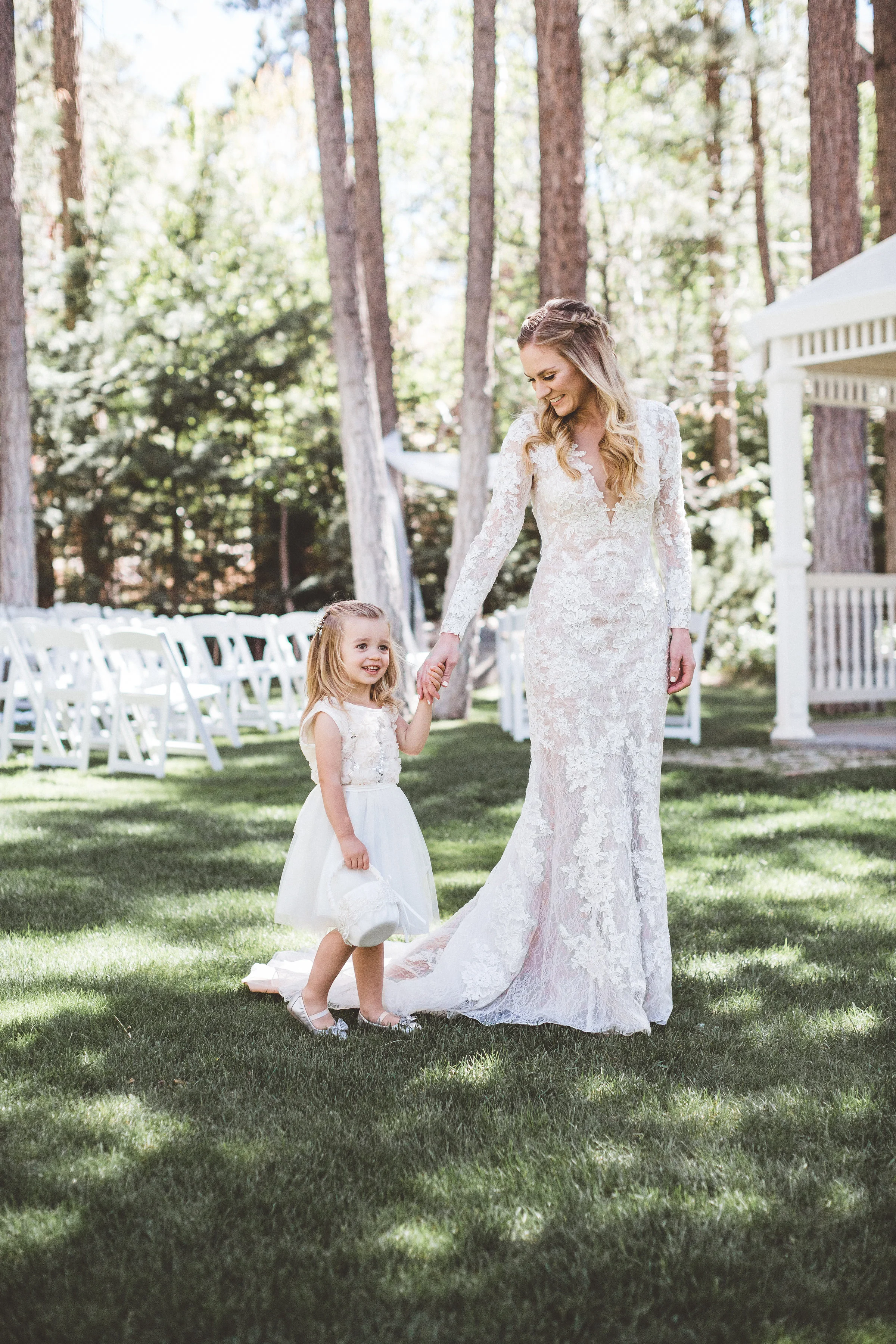 jill-and-alexs-intimates-big-bear-wedding10.jpg