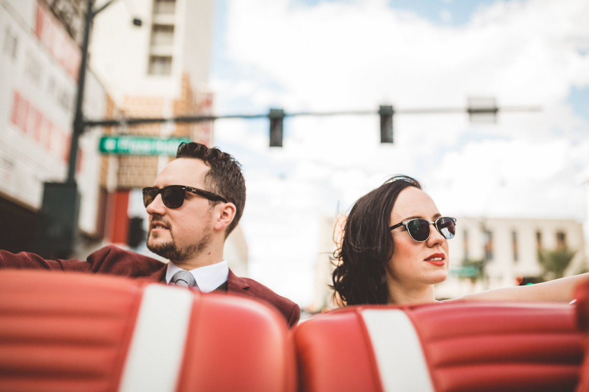 004A5603-downtown-las-vegas-rooftop-elopement.jpg