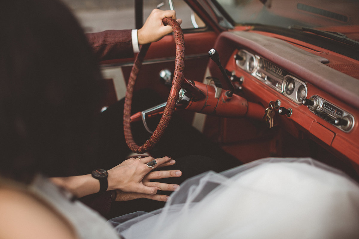 004A5684-downtown-las-vegas-rooftop-elopement.jpg