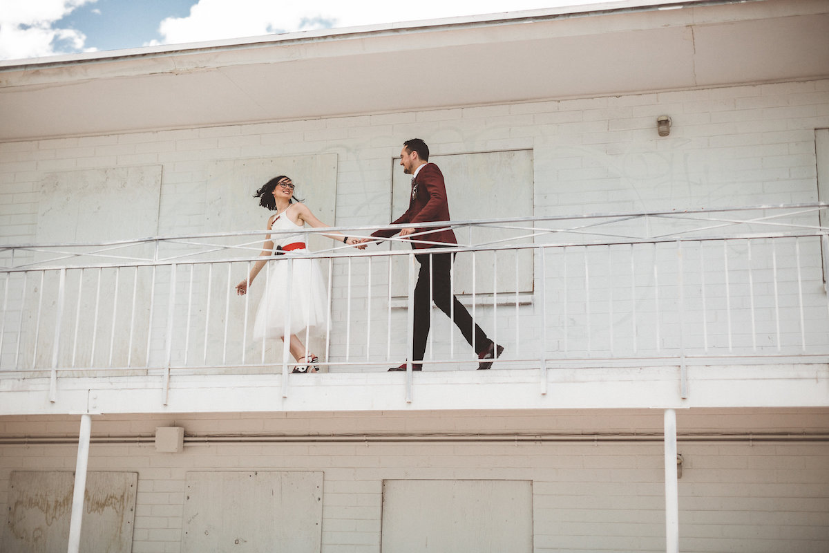 004A5904-downtown-las-vegas-rooftop-elopement.jpg