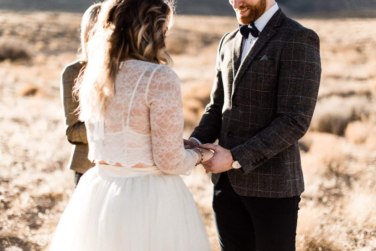 las vegas meadow elopement19.jpg