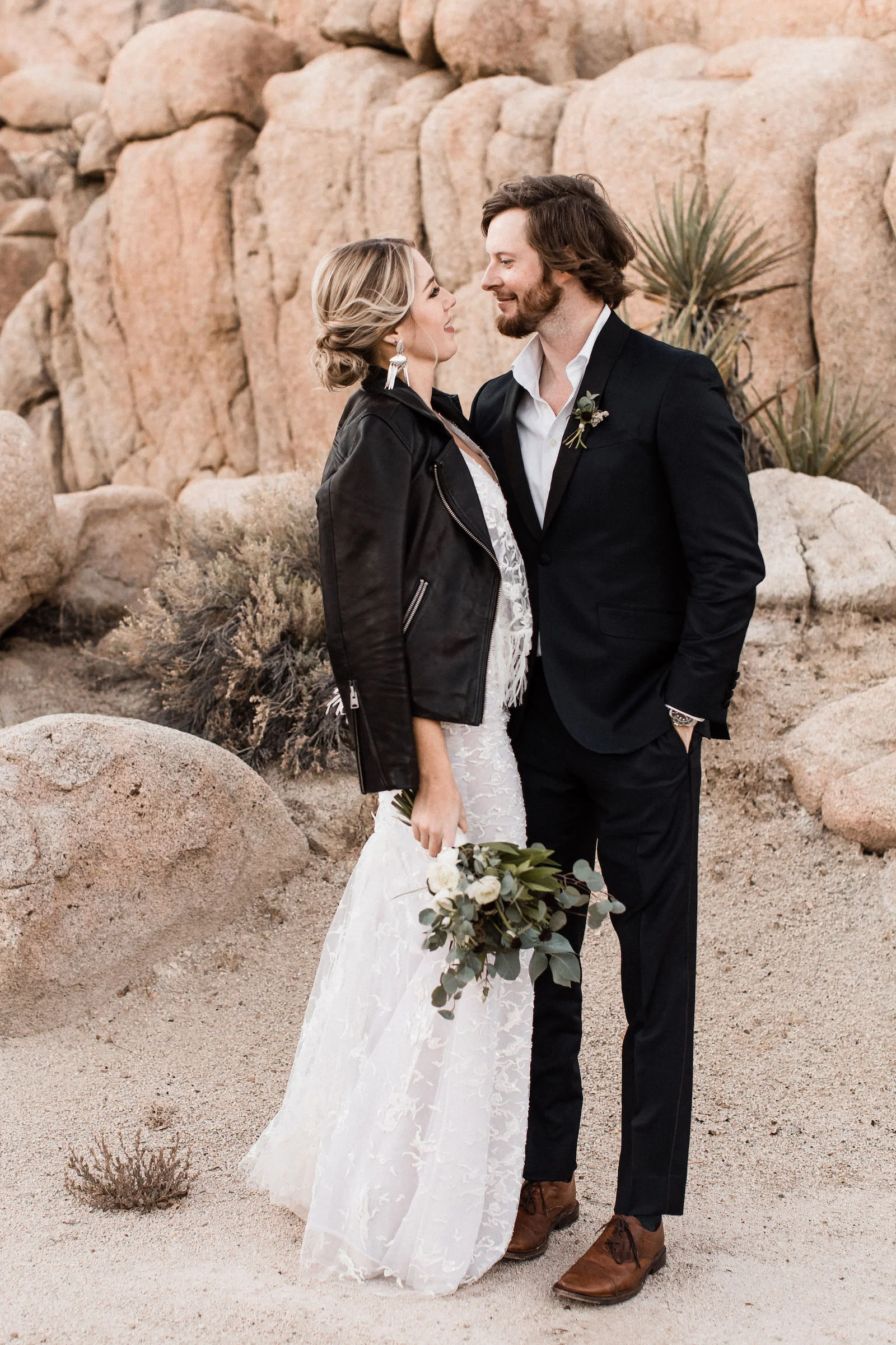 modern-joshua-tree-wedding00018.jpg