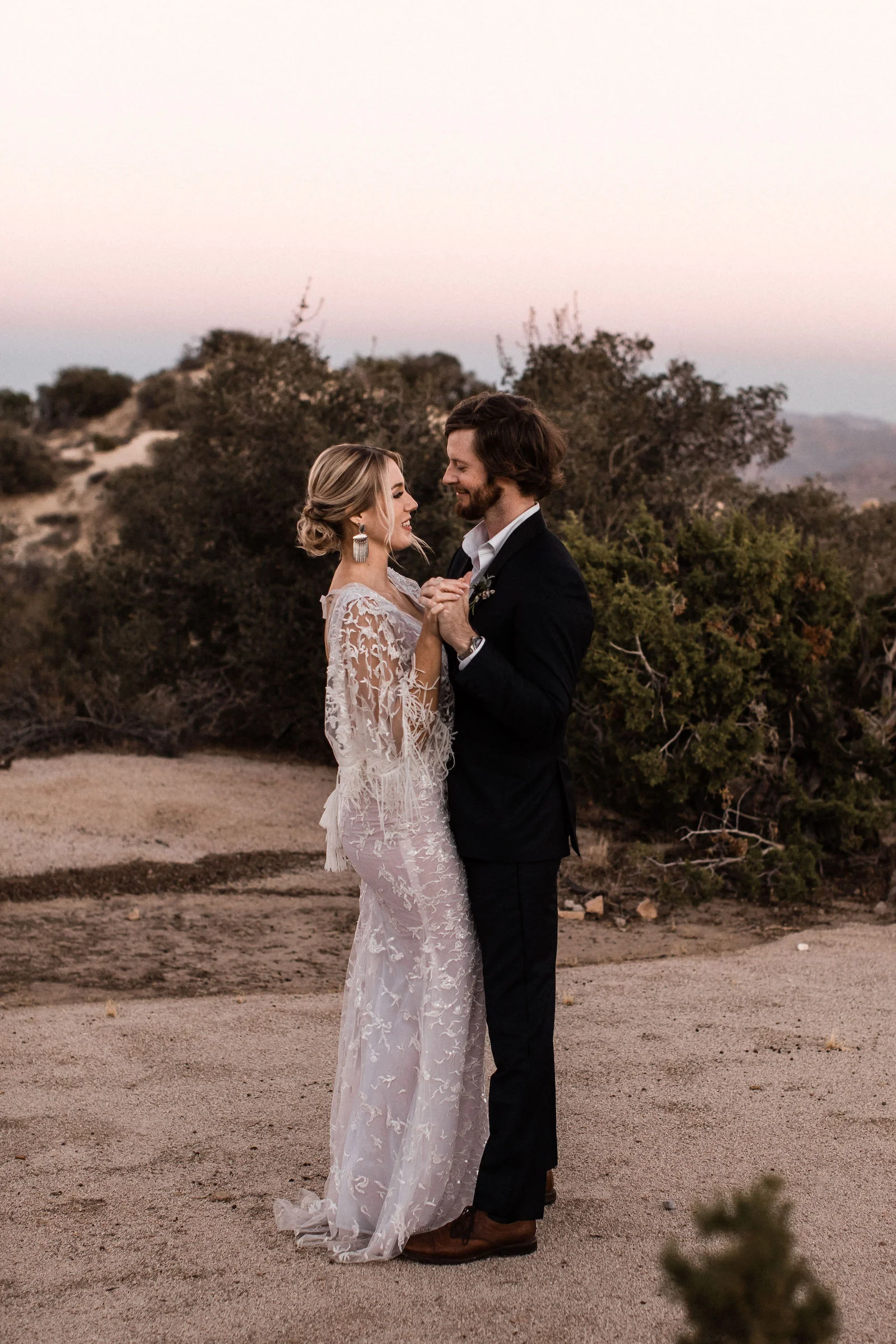 modern-joshua-tree-wedding00029.jpg