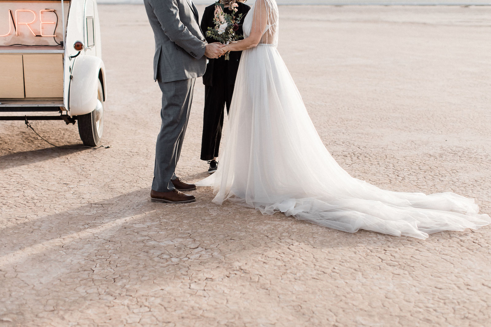 windy ddry lake bed flora pop wedding00009.jpg