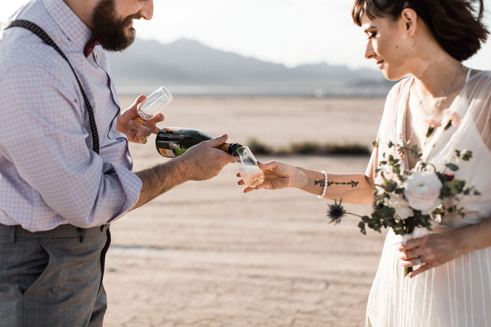 windy ddry lake bed flora pop wedding00018.jpg