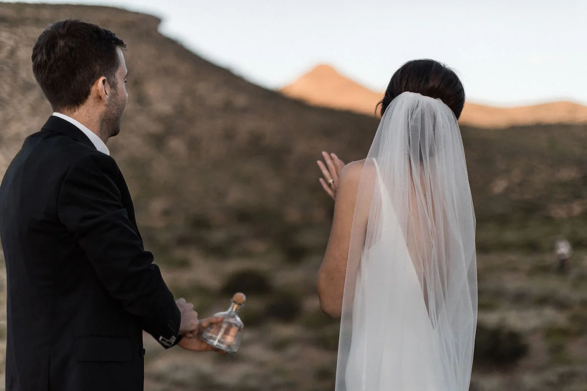 intimate red rock canyon elopement00044.jpg